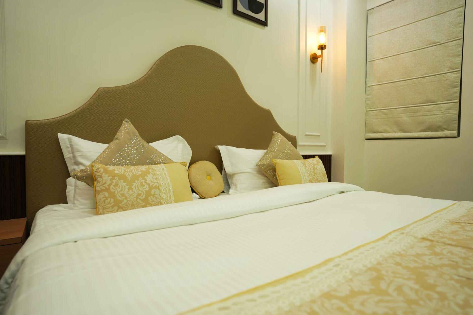 Anaya Retreat Hotel Varanasi Luaran gambar