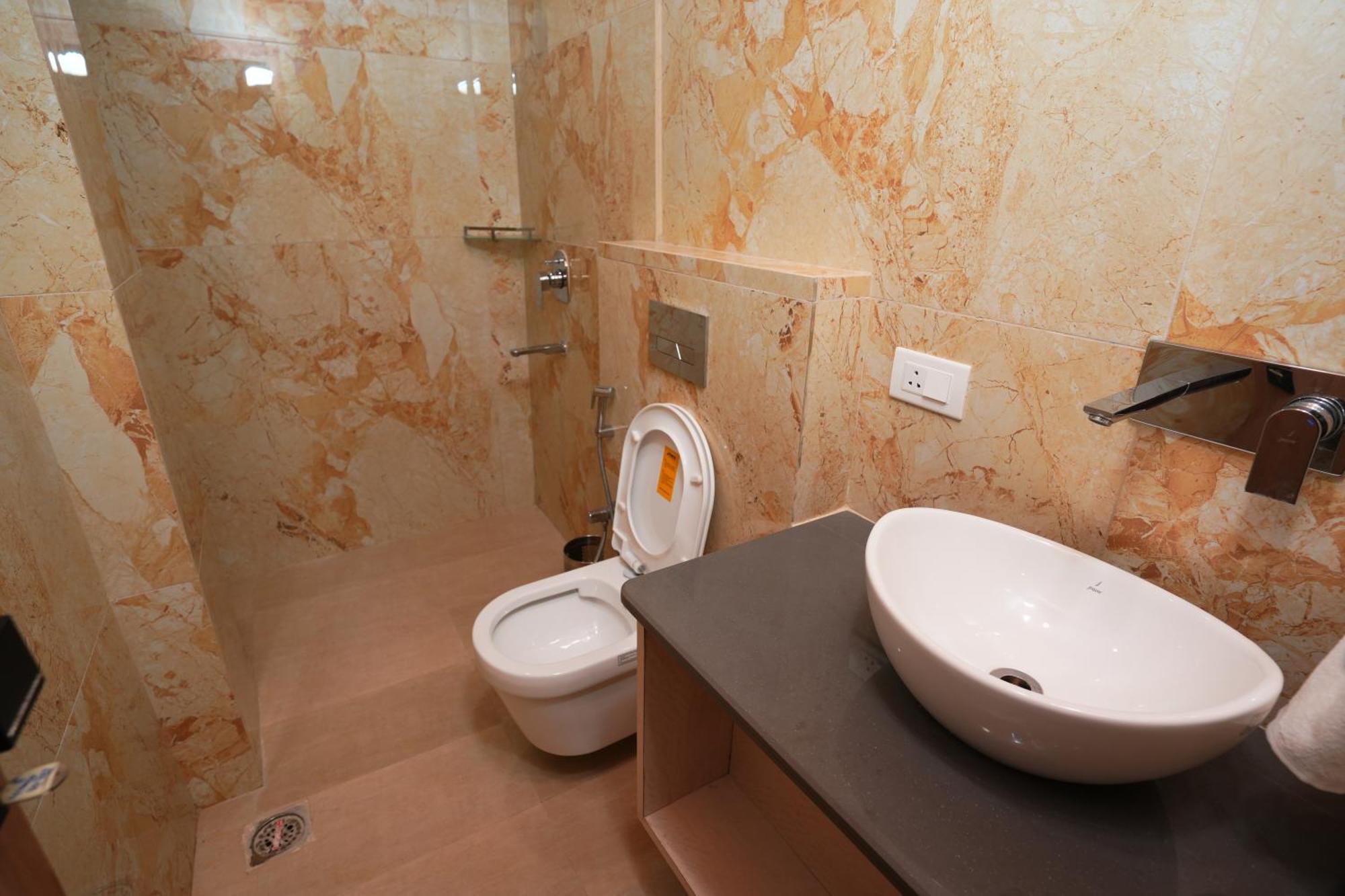 Anaya Retreat Hotel Varanasi Luaran gambar