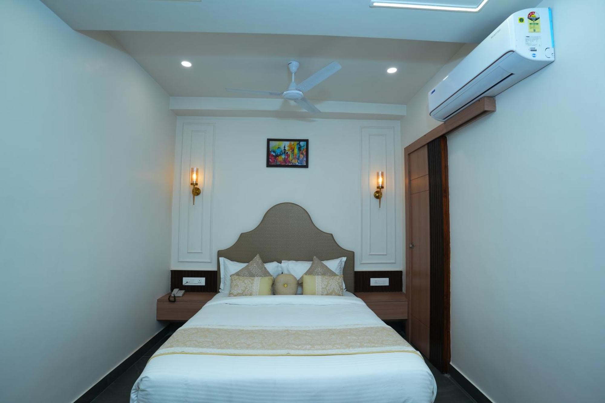 Anaya Retreat Hotel Varanasi Luaran gambar